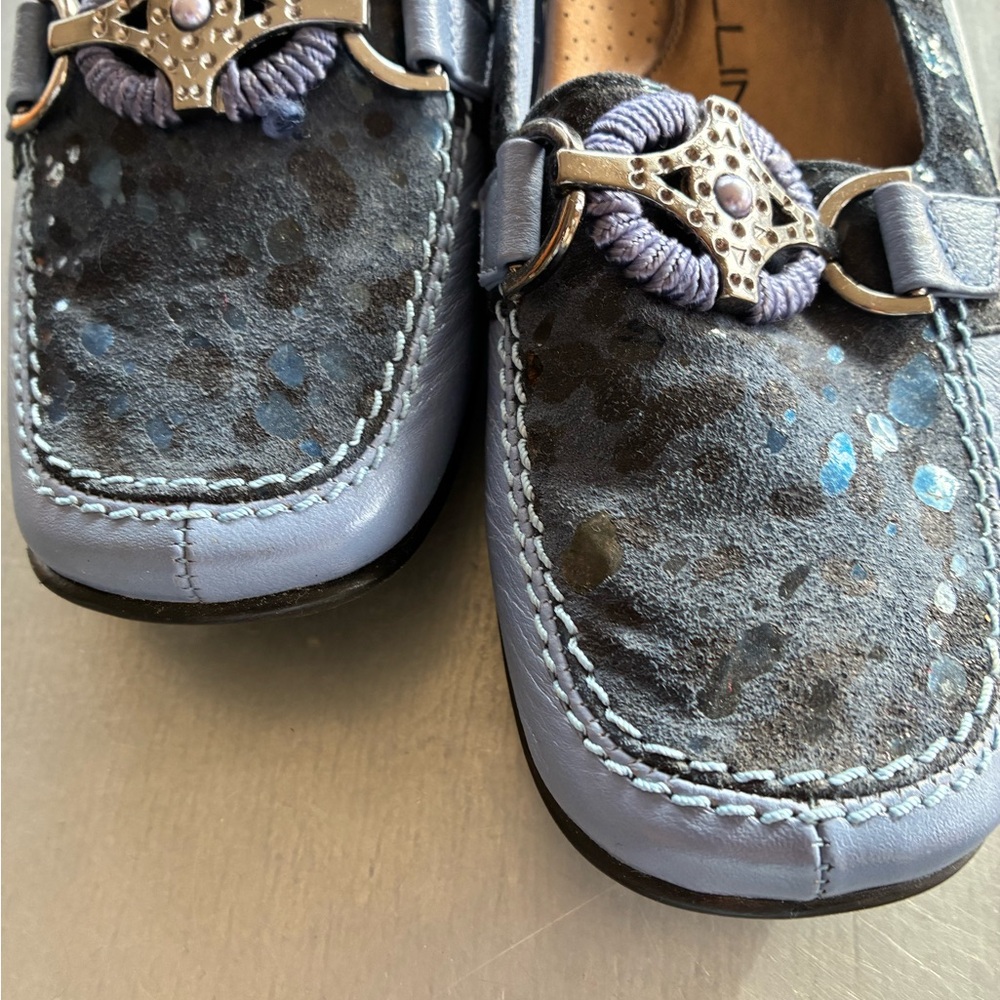 Bellini Women's Ornate Blue Suede Loafers SZ 7 - Picture 4 of 12